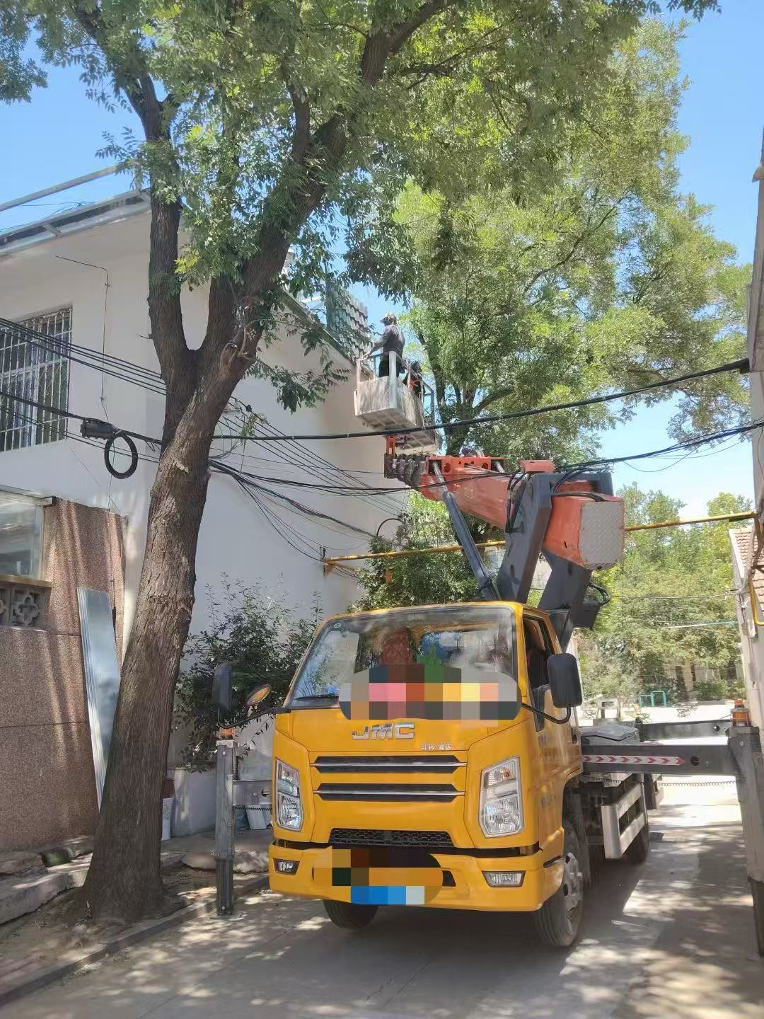 建昌县高空作业车能吊装重物吗？最大承载多少公斤？